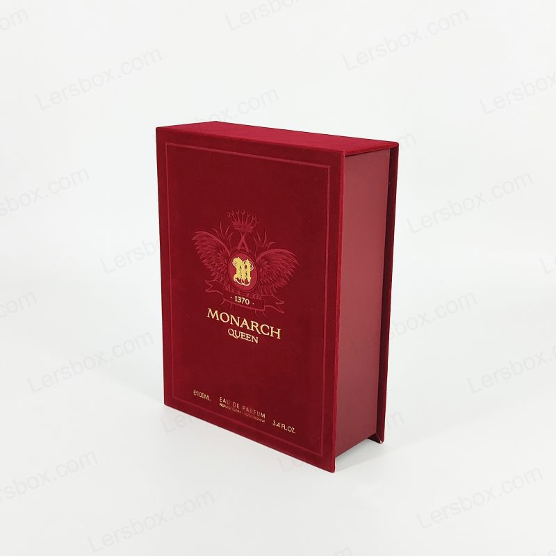กล่องน้ำหอมแข็งระดับสูงพร้อมรายละเอียดฟอยล์ทองคำและ EVA แทรกเบาะ HP010